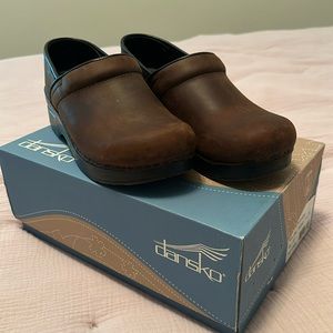 Dansko Clogs sz 37
